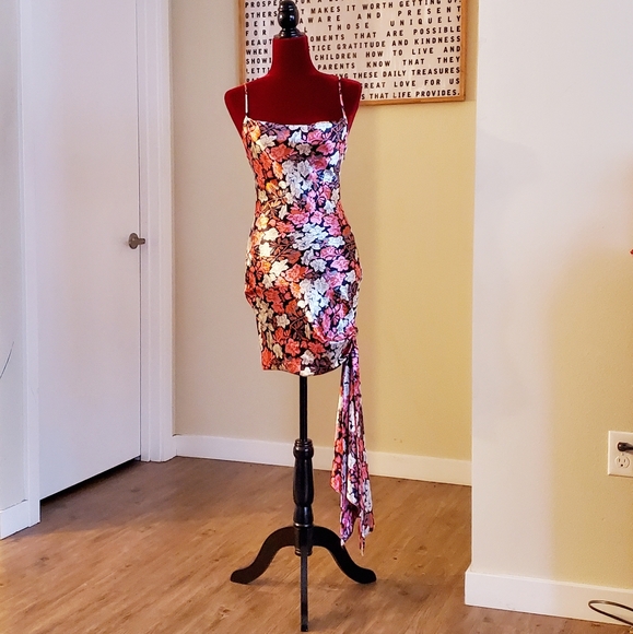 cinq a sept Dresses & Skirts - CINQ A SEPT women's dress